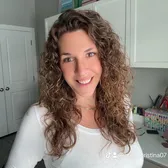 Christina 🌼 Home Creator 🗝️
