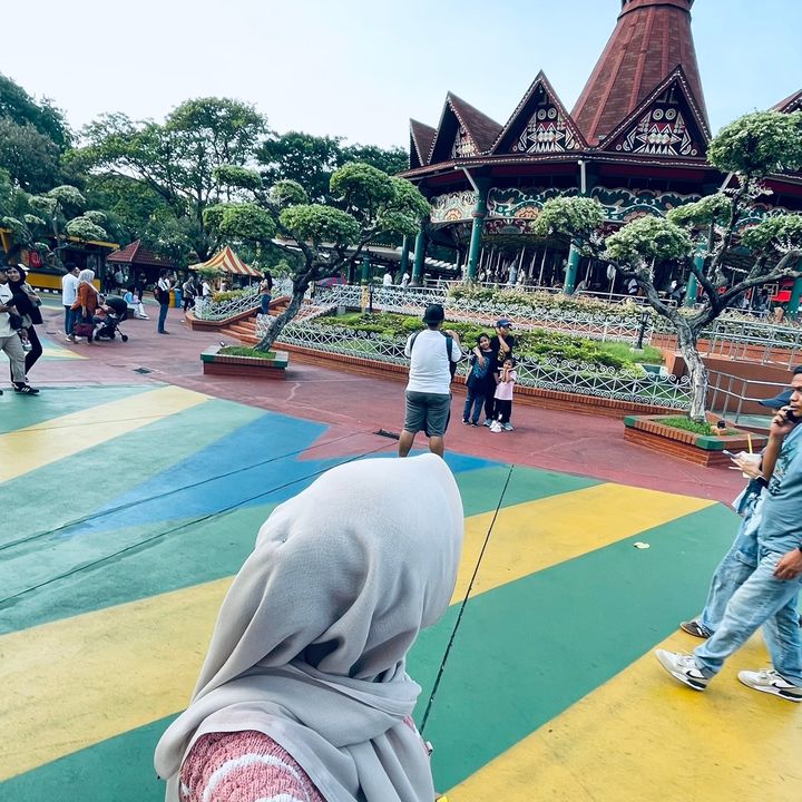 syeee
