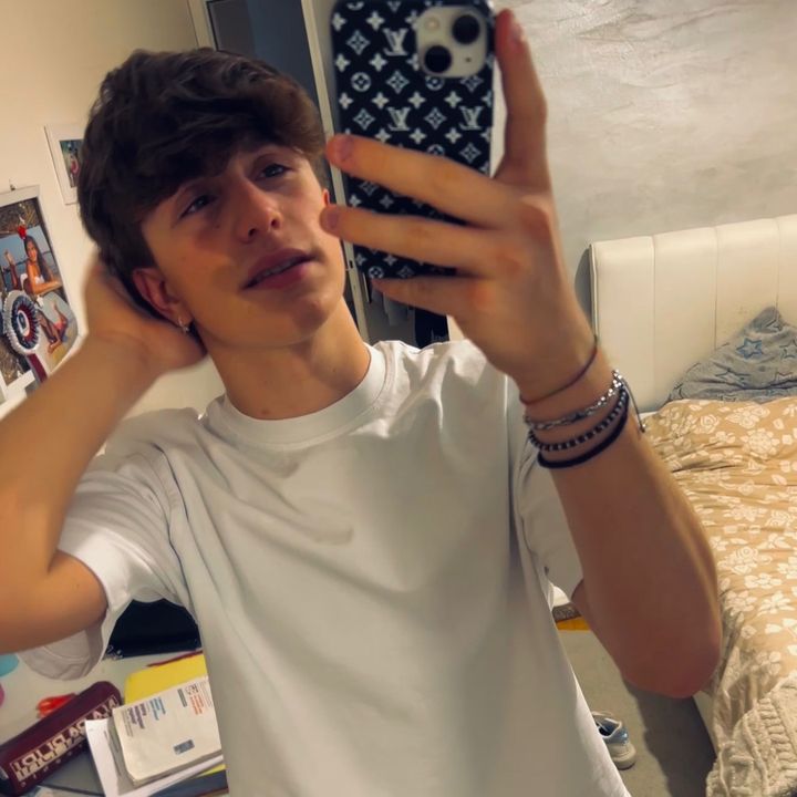 ALESSANDRO💫