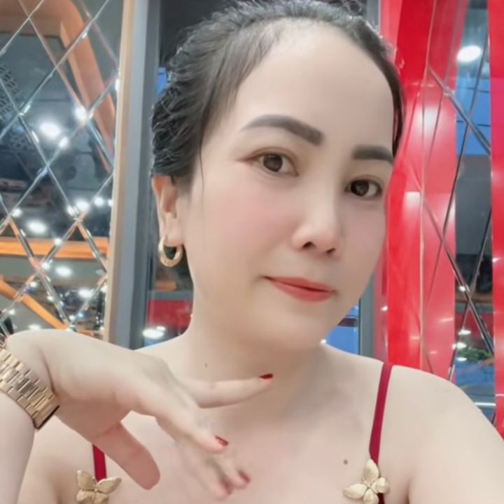 Kim Hương15
