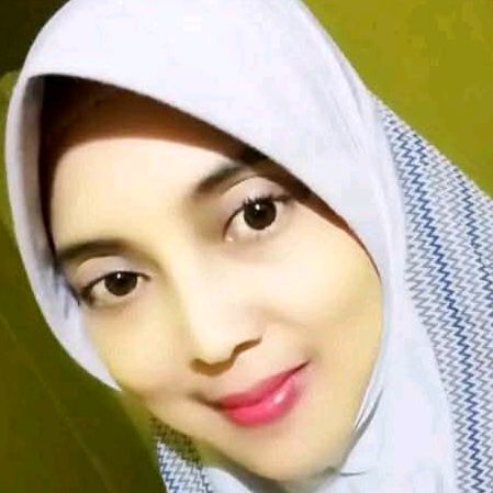 LENY MEDIANA