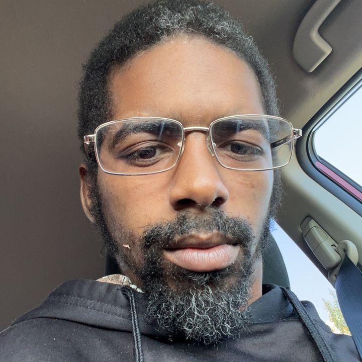 Quez ( H.N.I.C)