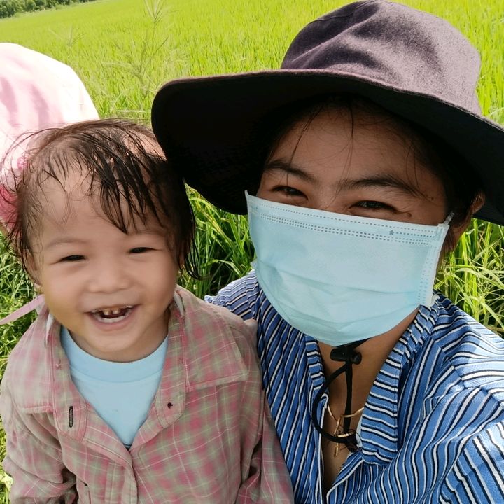 tạp hóa nhỏ_gì cũng có