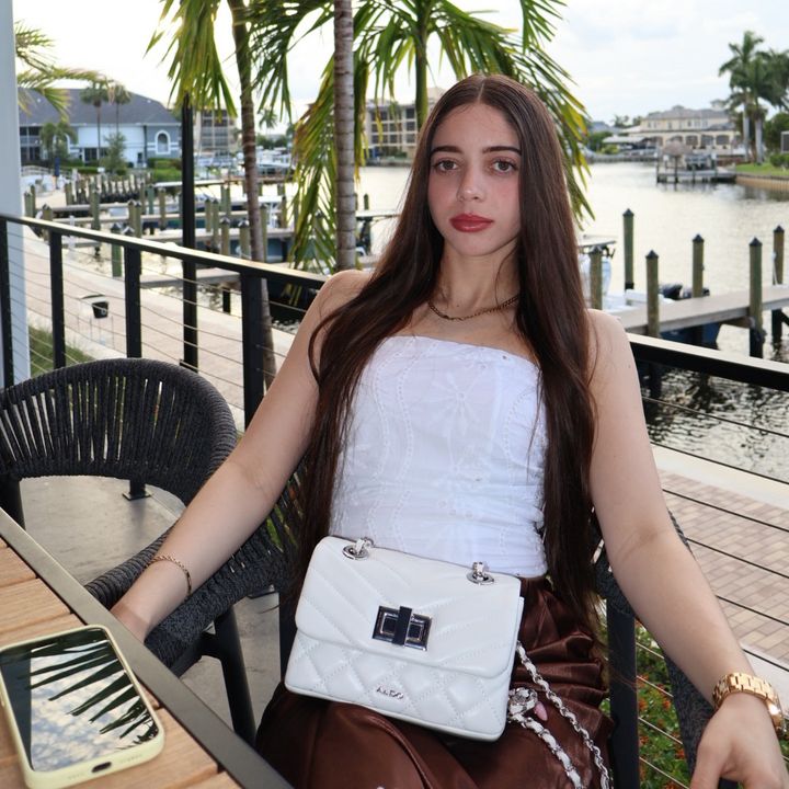 Isabella Sofia