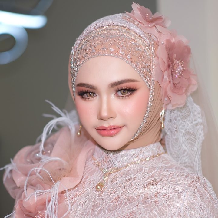 ลลิตา จอมสุริยะ