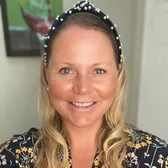 Cashmere Manor Mom
