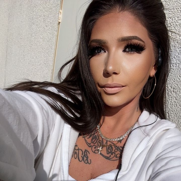 KrisKelli