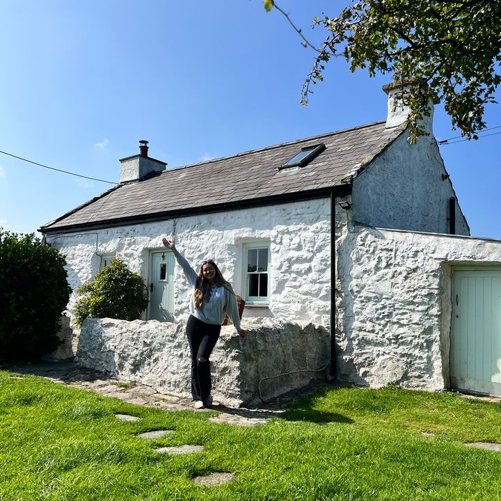 The White Cottage Girl