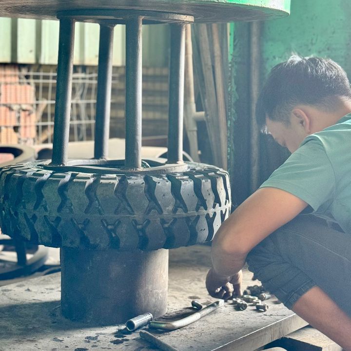 Vợ anh thợ lốp 🛞🛞🛞 Forklift