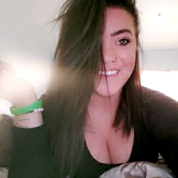 Courtney 🖤