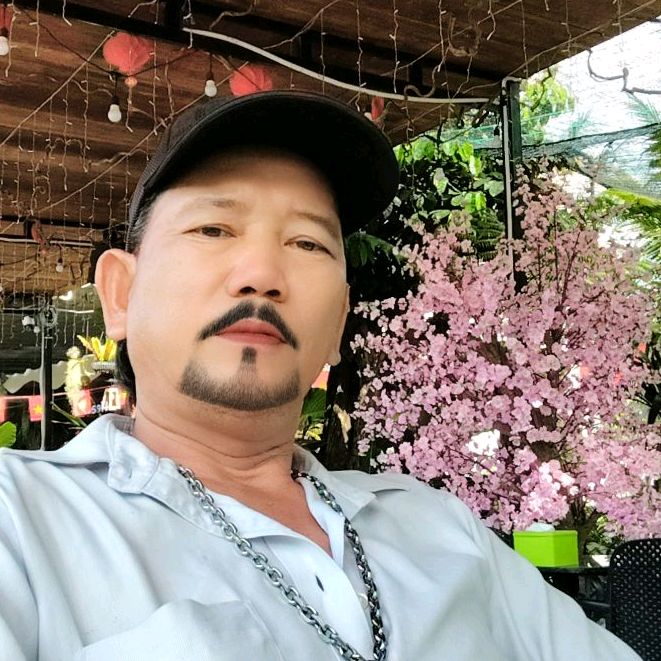 NHƯ NGÔ