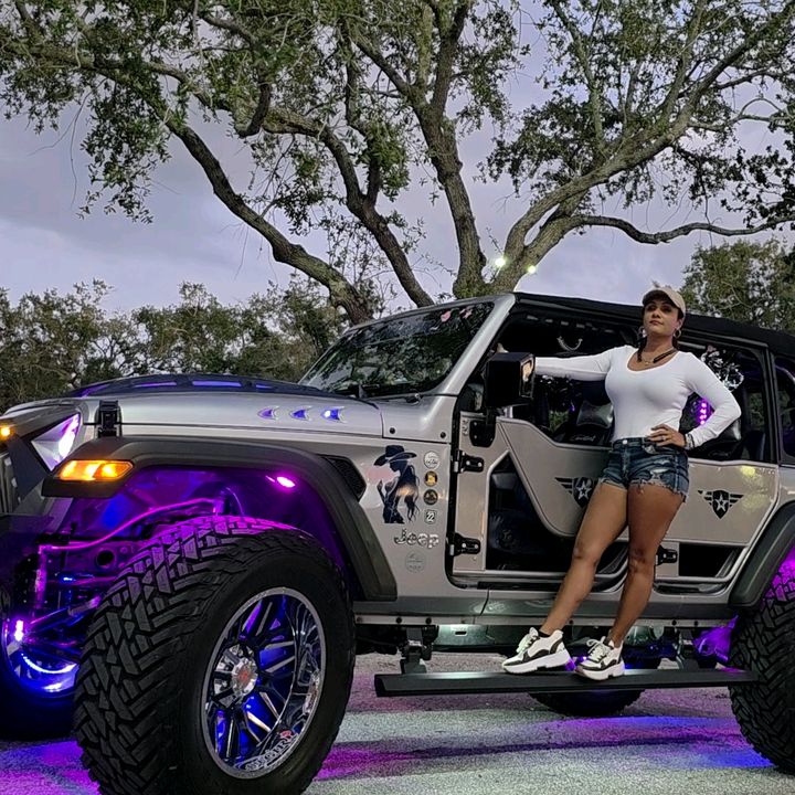 CowgirlUPJeep
