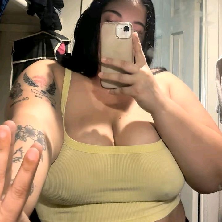 Josselyn 🇭🇳💜🍓💖