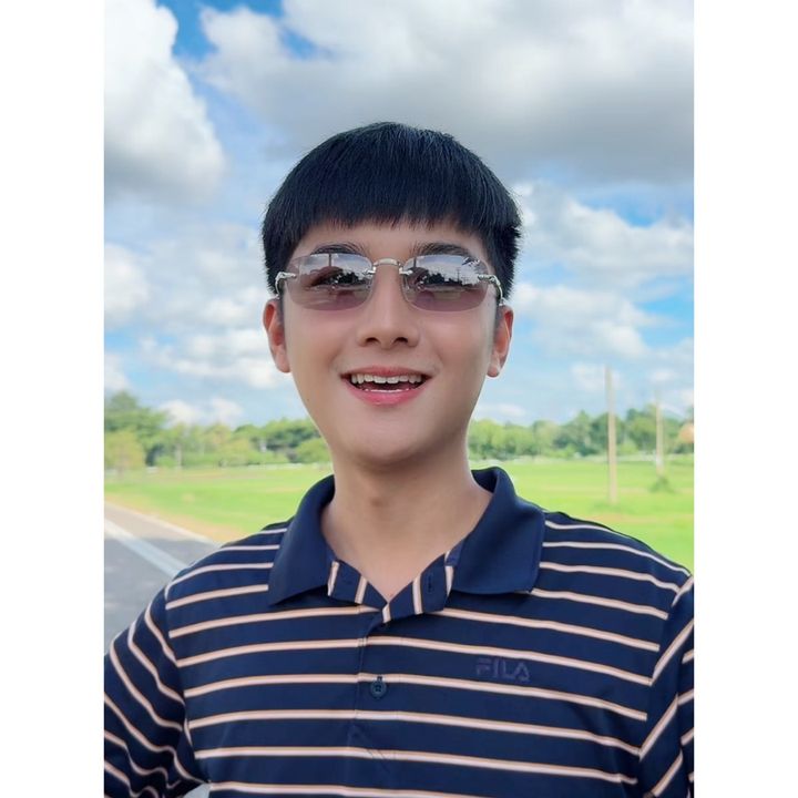 บ่าวขอนแจ่น.