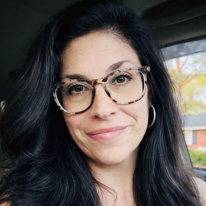 Chrissy | Dating Coach & LCSW