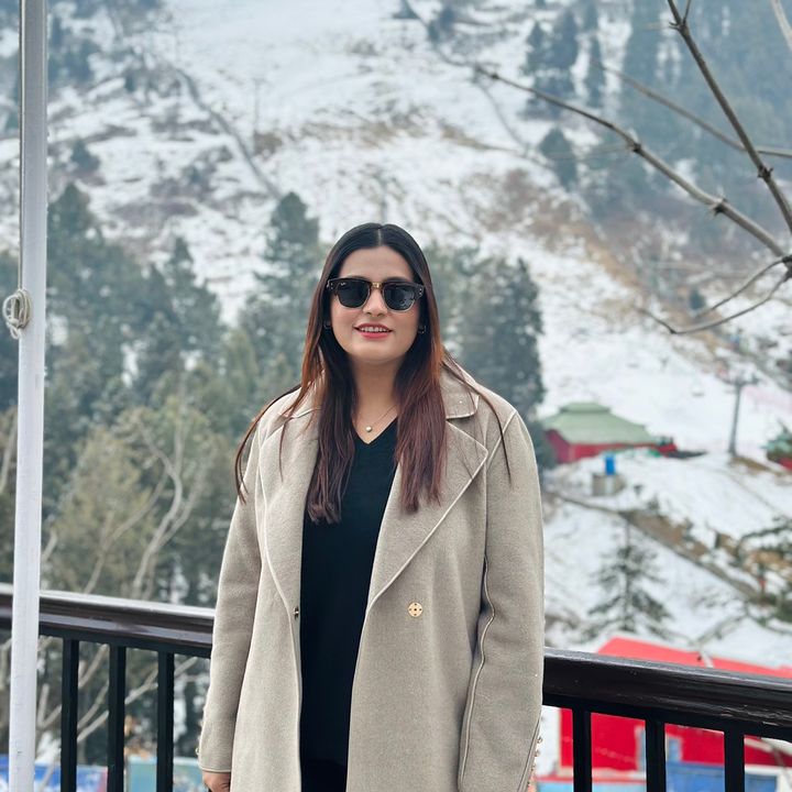Dr Hifza Khan