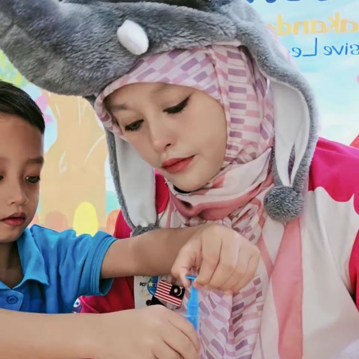 Cikgu Farra(Tekgupara)