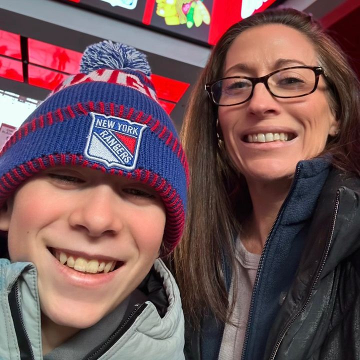 The Hockey Mom