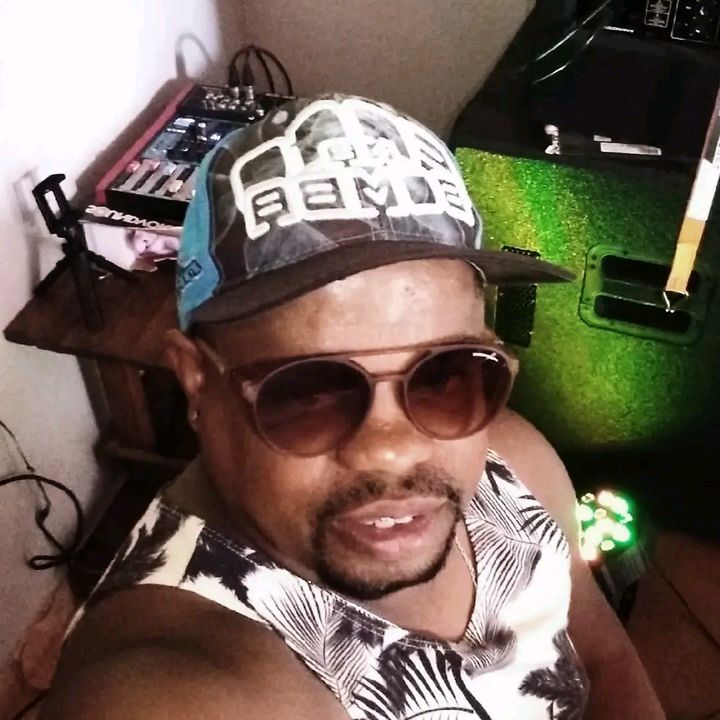 Adega Nogueira. 🍷🎵🎤🎤🎙🎹