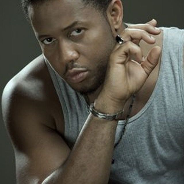 Mike Ezuruonye
