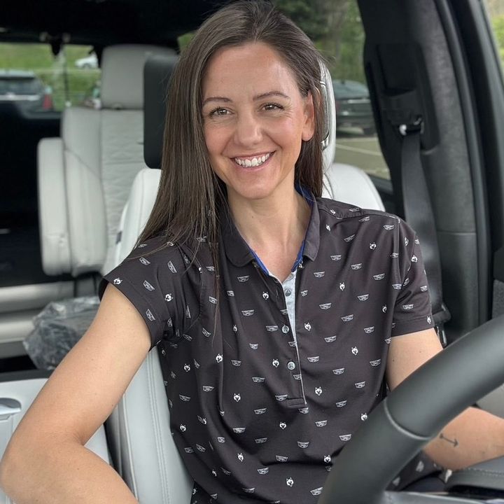 Andrea.sells.Cadillac