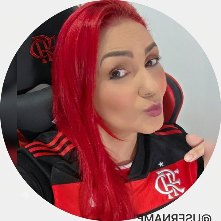 Tia Sil ( ariel🧜♀️) ❤️🖤⚽️🏀