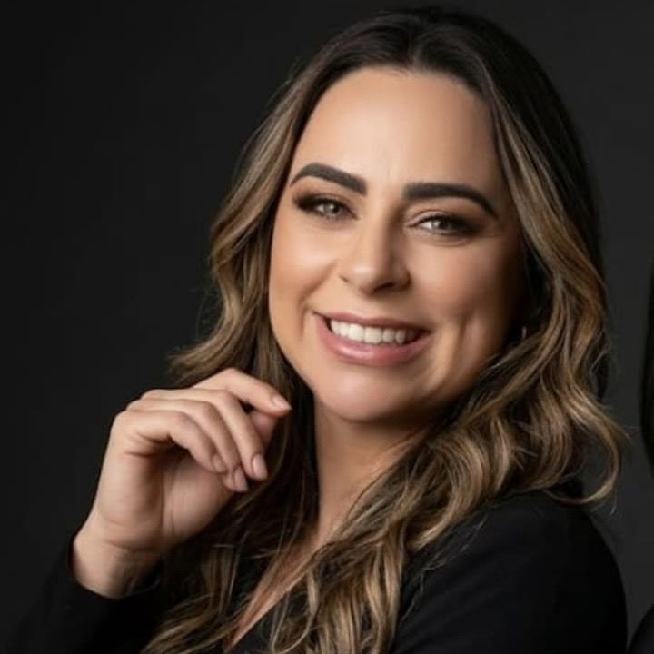 Cátia Casavechia