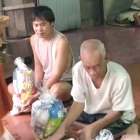 นายแพทย์ลือ