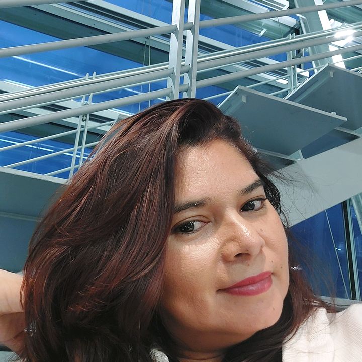 menopausia feliz, Nasly