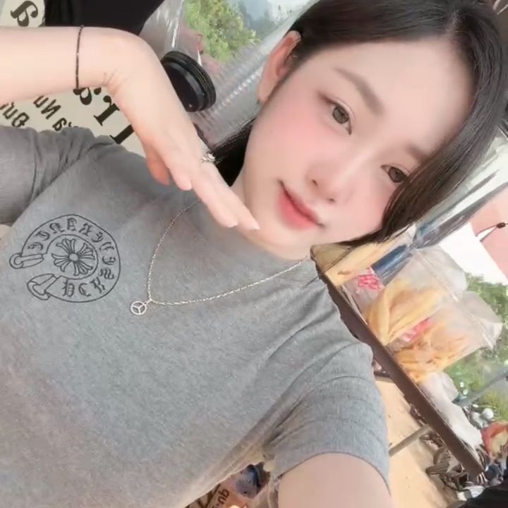 𝗪𝗵𝗶𝘁𝗲𝗹