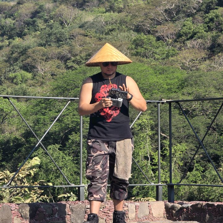 Alvaro "El del Drone"