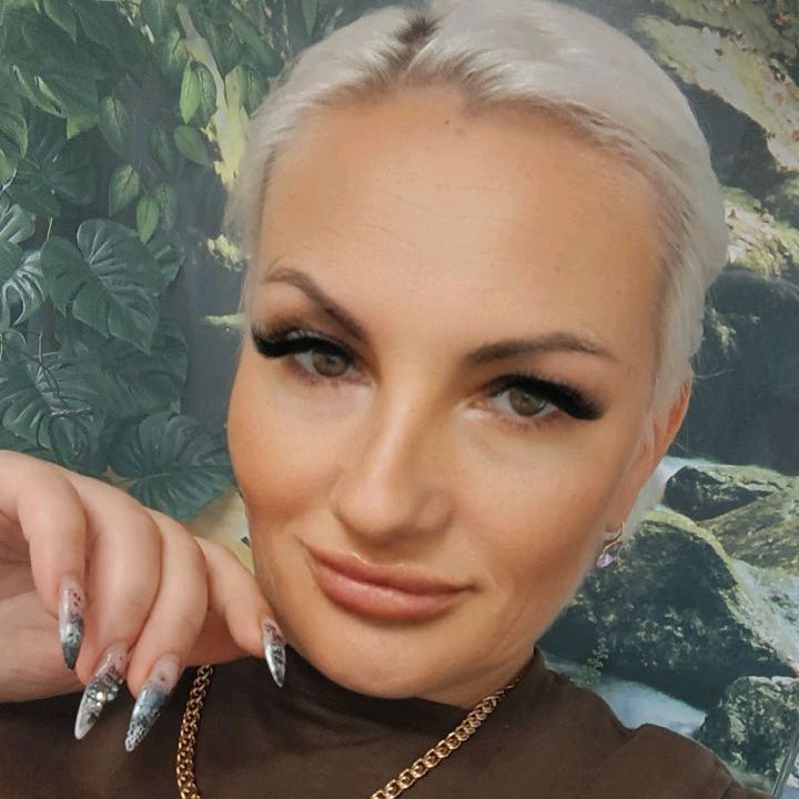 Anastasija 🤗