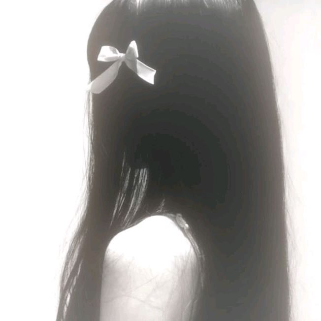 დ .•*””*• 𝐸𝑚𝑖𝑙𝑦 •*””*•.დ