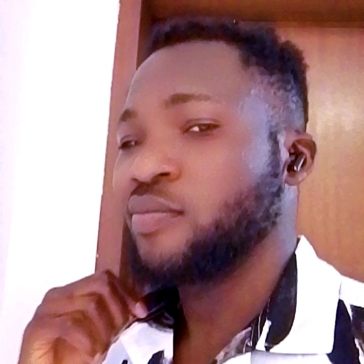Larry Wizzy