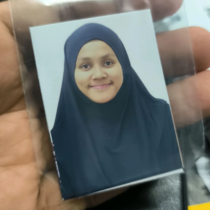 Adia Yusri