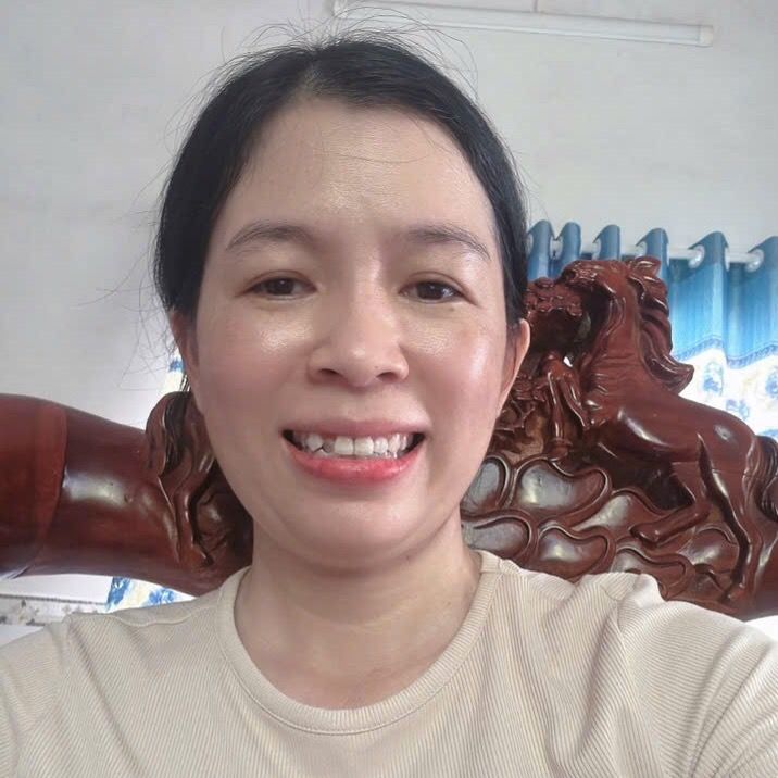 Hương nè