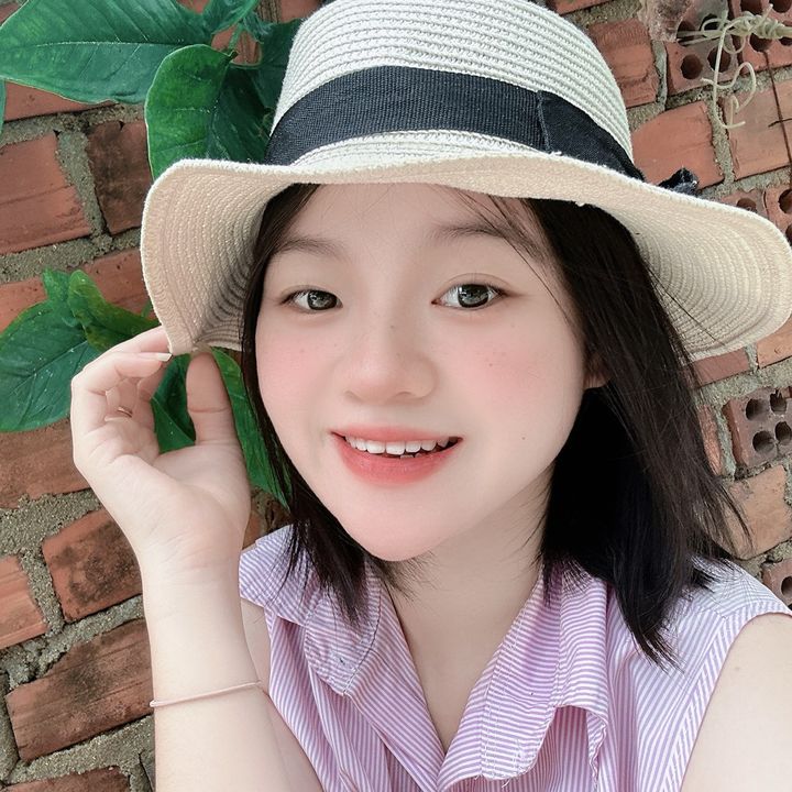 Tiệm Nhà Yến