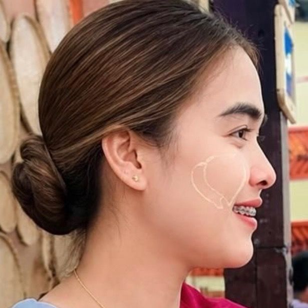 မိုးမိုး