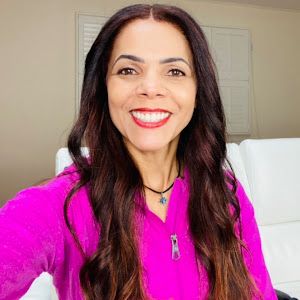 Let’s Go English - by Fernanda