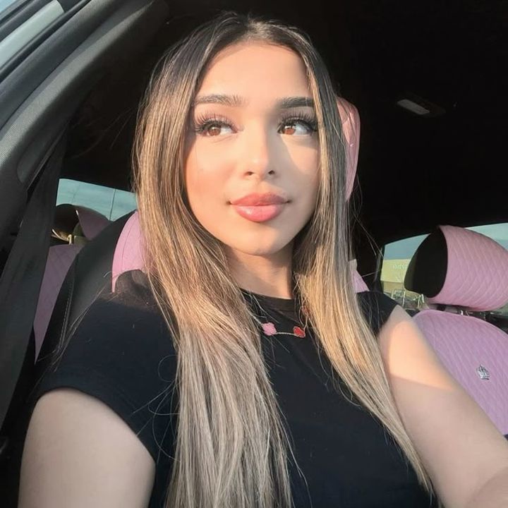 Isabela Mar🦄