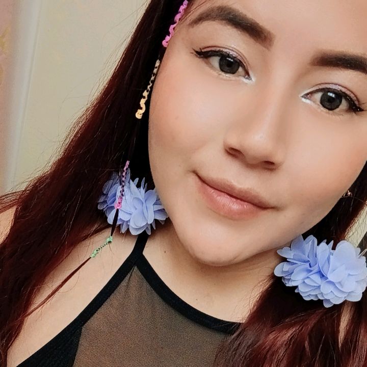 🌹🦋Mishu❤️🇺🇸🇪🇨👑