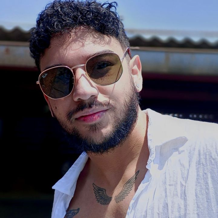 Tony Martínez