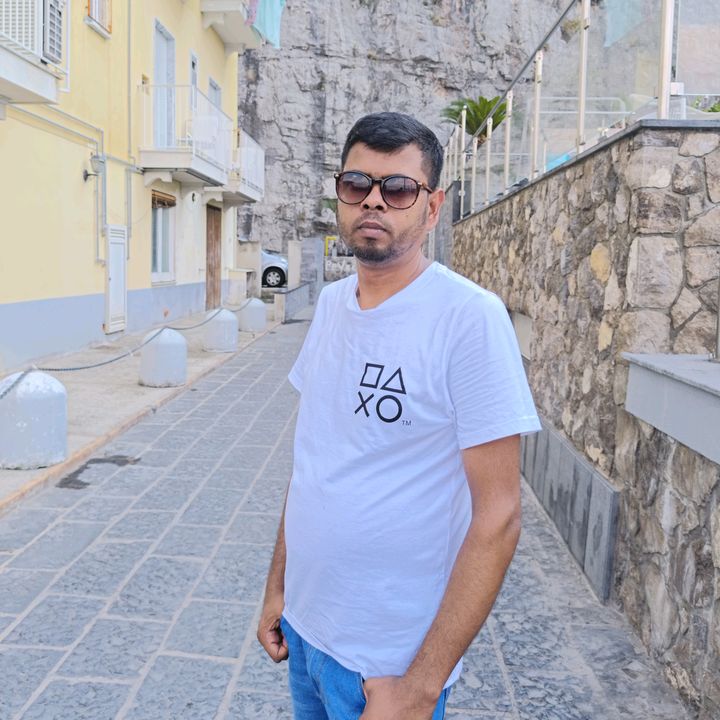 md Liton 🇧🇩 🇮🇹