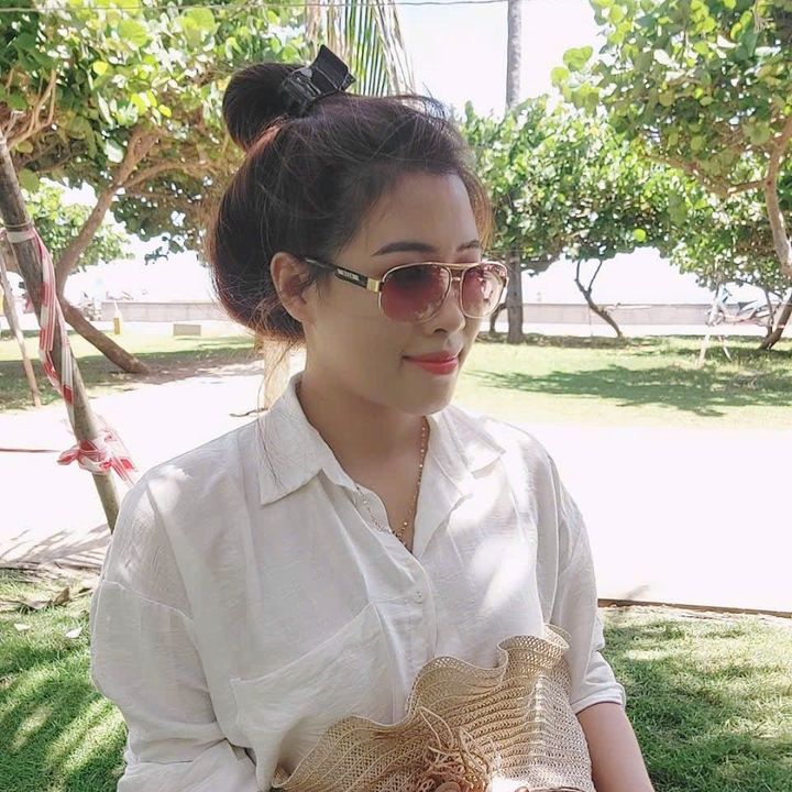 Mèo Bông Nhỏ 🍂