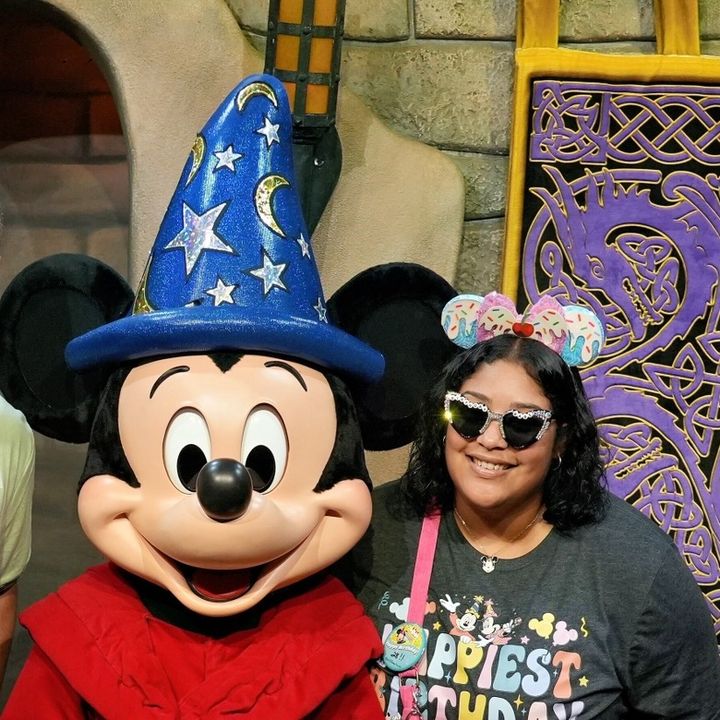 Valeria | Travel Agent