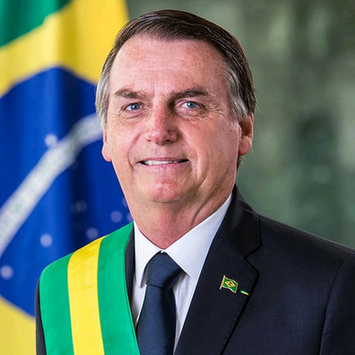 Bolsonaro neles!