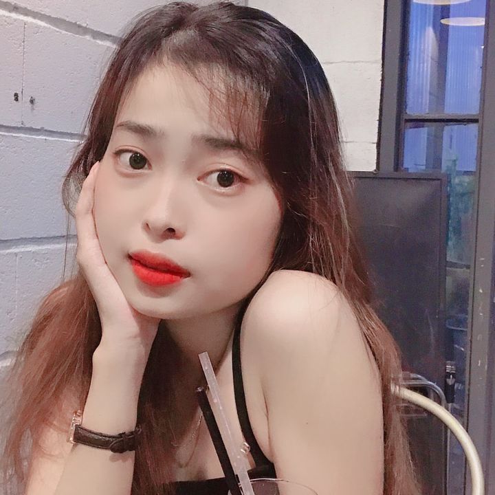 𝗣𝗵ươ𝗻𝗴 𝗚𝗶à𝘆 𝗫𝗶𝗻𝗵👠