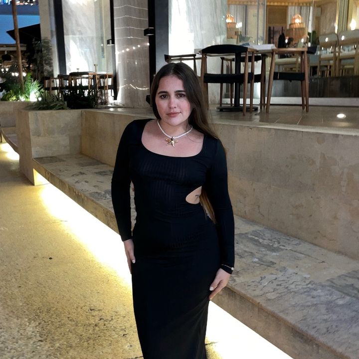 Helen de la Caridad