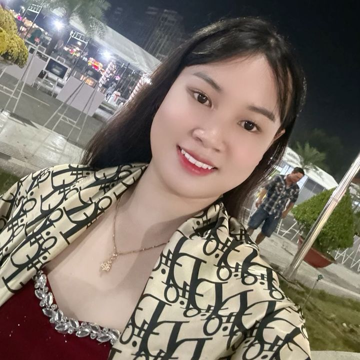 tiền shop cực khổ