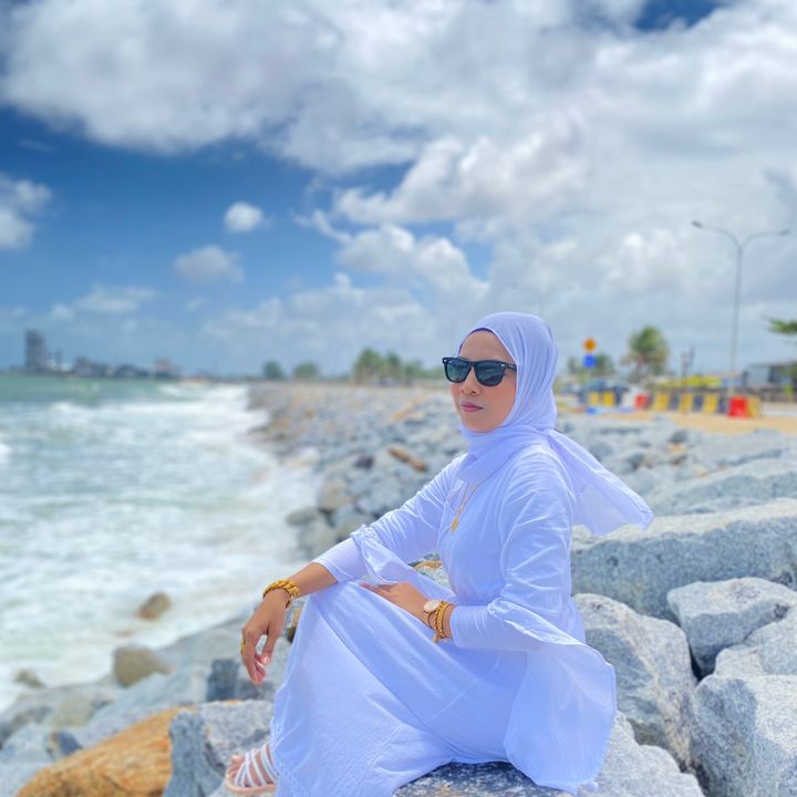 Liyana_Random